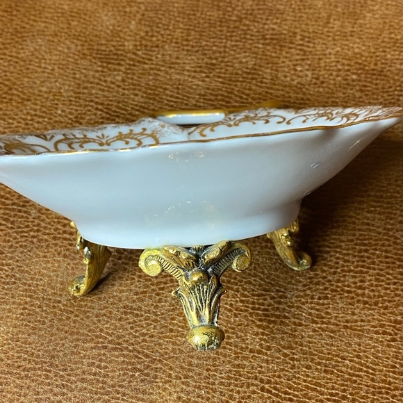 Vintage Mid Century " Stylebuilt " NY Ceramic, Scalloped w/ handle / trinket - Picture 3 of 5